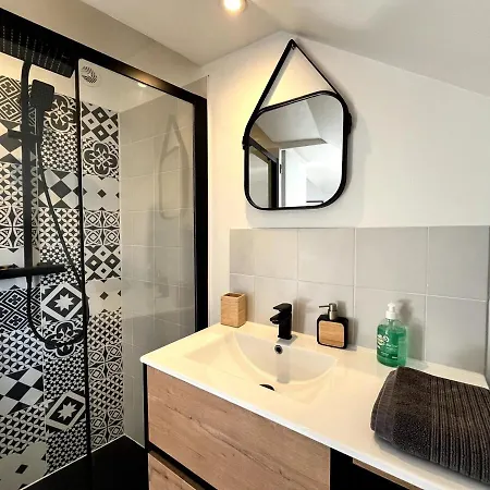 Apartment Beautiful For 2 People, Tv, Wifi Nantes