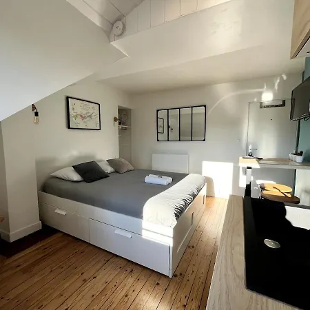 Beautiful For 2 People, Tv, Wifi Нант